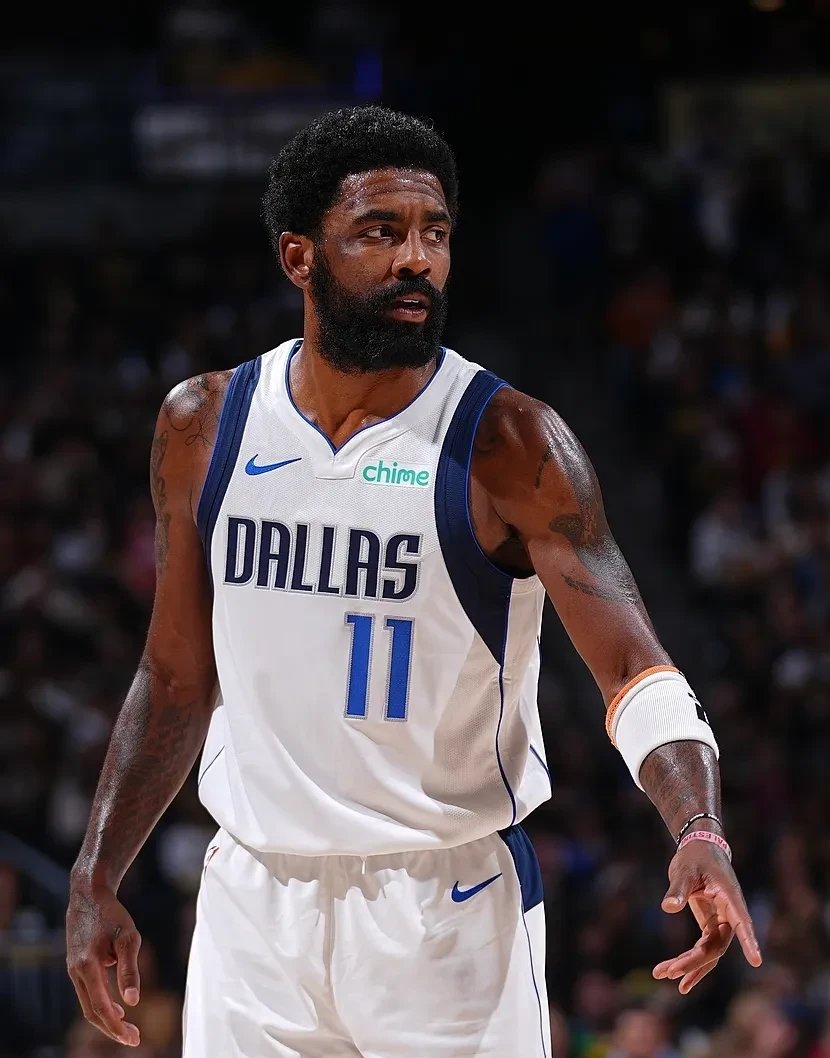 老鹰更新伤病报告：杰伦·约翰逊缺阵，三大核心同时缺战快船（老鹰最新伤情：杰伦·约翰逊缺席，三大核心同时无缘战快船）