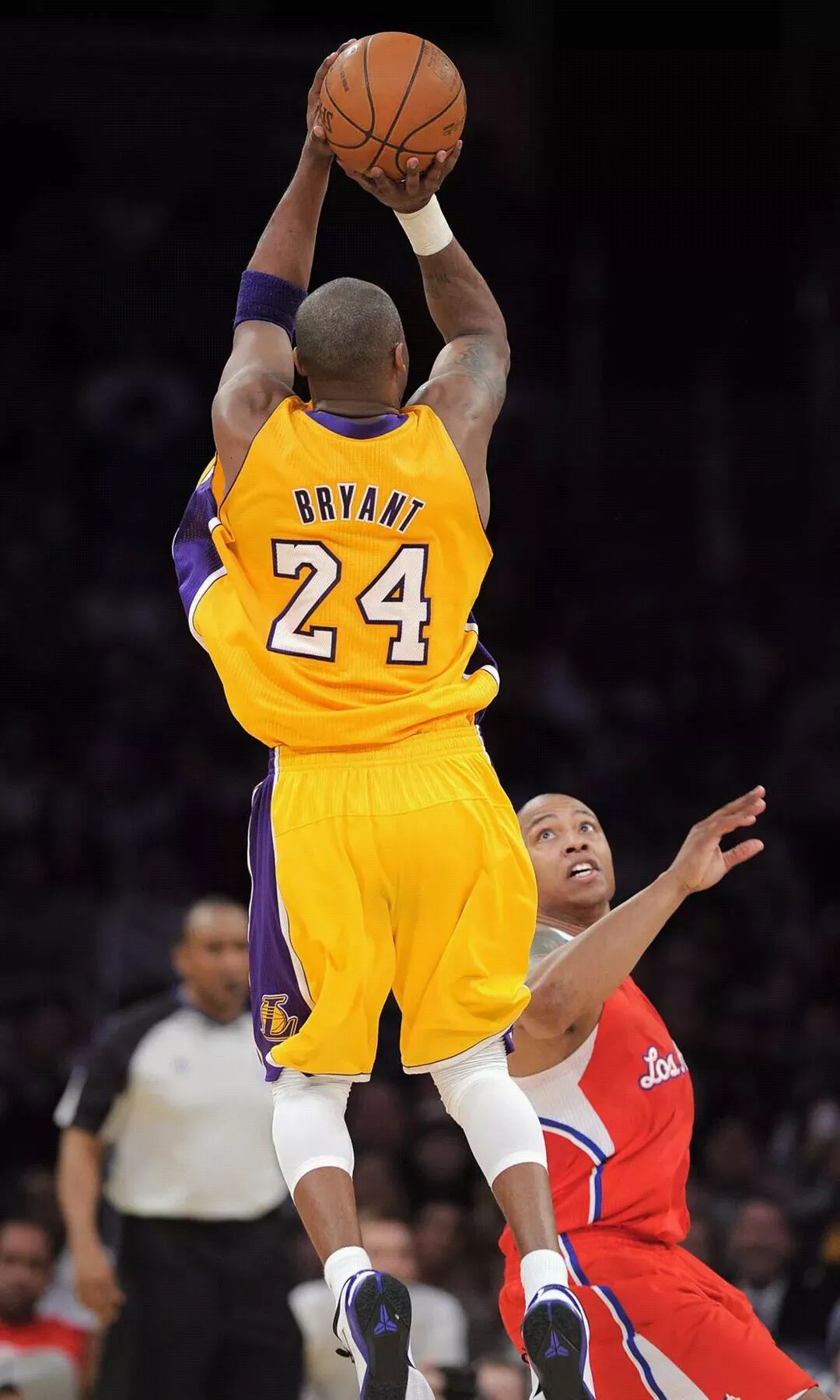 穆勒：留胡子是想尝试不同的造型，队友们很喜欢我的络腮胡（穆勒谈留胡子：想换换造型，队友都很喜欢我的络腮胡）