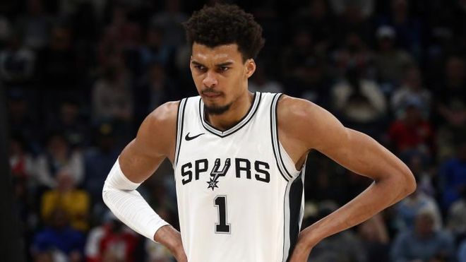 巴尔德吉：踏上诺坎普草坪时就像是一场梦；真希望能见到梅西（巴尔德吉：走上诺坎普那一刻宛如做梦，只盼能与梅西相见）