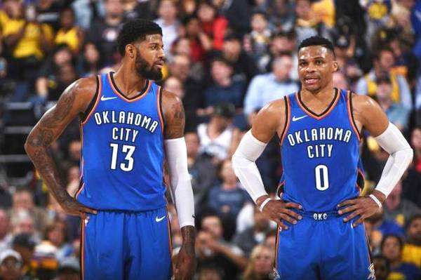 挪威后卫：中场休息时哈兰德让我们多传中，最后奏效了（挪威后卫透露：中场休息哈兰德要求加强传中，最终见效）