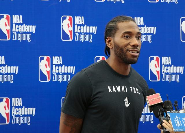 记者：纽卡正密切关注莱斯特城外租球员哈努斯，水晶宫也有意（记者：纽卡持续关注莱斯特城外租小将哈努斯，水晶宫同样有意）