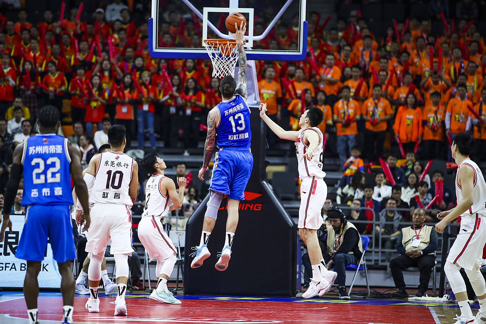 官方：现年36岁的前瑞典国脚、尤文旧将埃克达尔宣布退役（36岁瑞典前国脚、尤文旧将埃克达尔官宣退役）